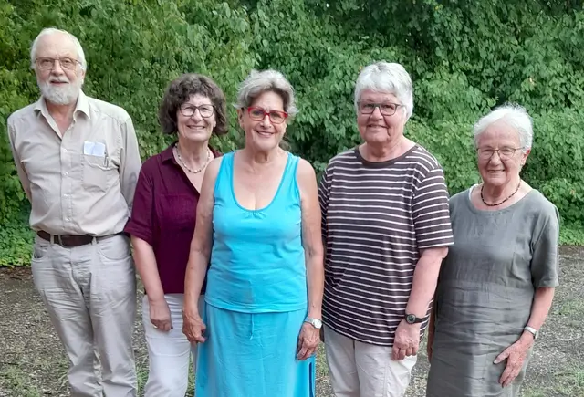 Zwei neue Mitarbeiterinnen unterstützen nun den AK bei ihren wichtigen Aufgaben. Im Bild (v.l.n.r.): Herr Billau, Frau Sonnenberg, Frau Richter, Frau Wlk und Frau Breitkopf.  | Foto: AK