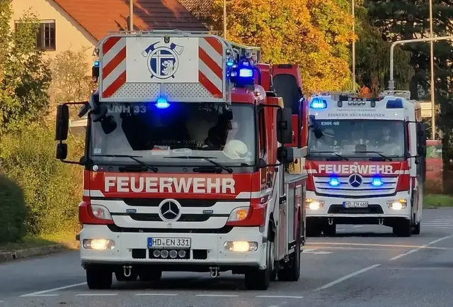 Die Feuerwehr im Einsatz | Foto: FWEN