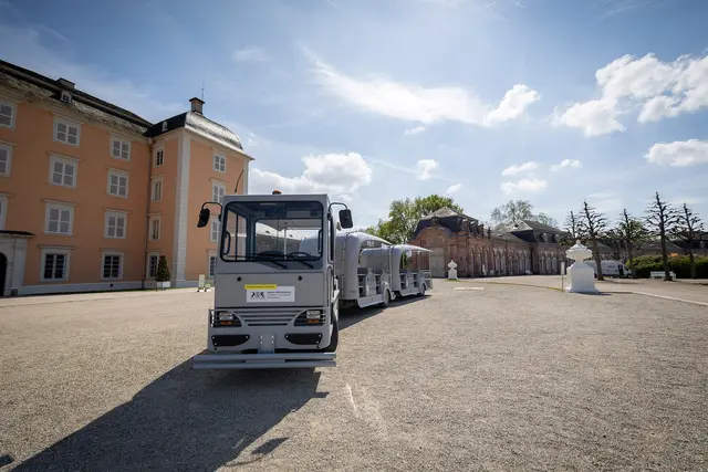 Die Besucher dürfen entschieden, wie die neue Solar-Bahn heißen  soll. | Foto: SSG