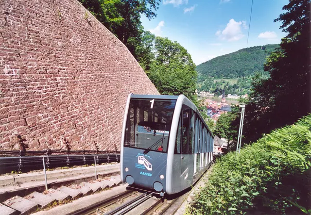 Die untere Bahn  ist eine der modernsten Bergbahnen Deutschlands. | Foto: zg