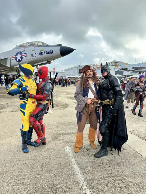 Ob für das eigene Fotoalbum oder die nächste Social-Media-Story: Vor der Kamera zu posieren gehört beim Science-Fiction-Treffen einfach dazu. | Foto: Foto: TMSNHSP