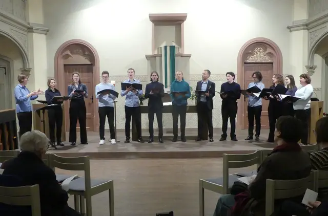 Ein ganz besonderes Konzert bot das Vokalensmble in der Johannes-Calvin-Kirche. | Foto: Schatz