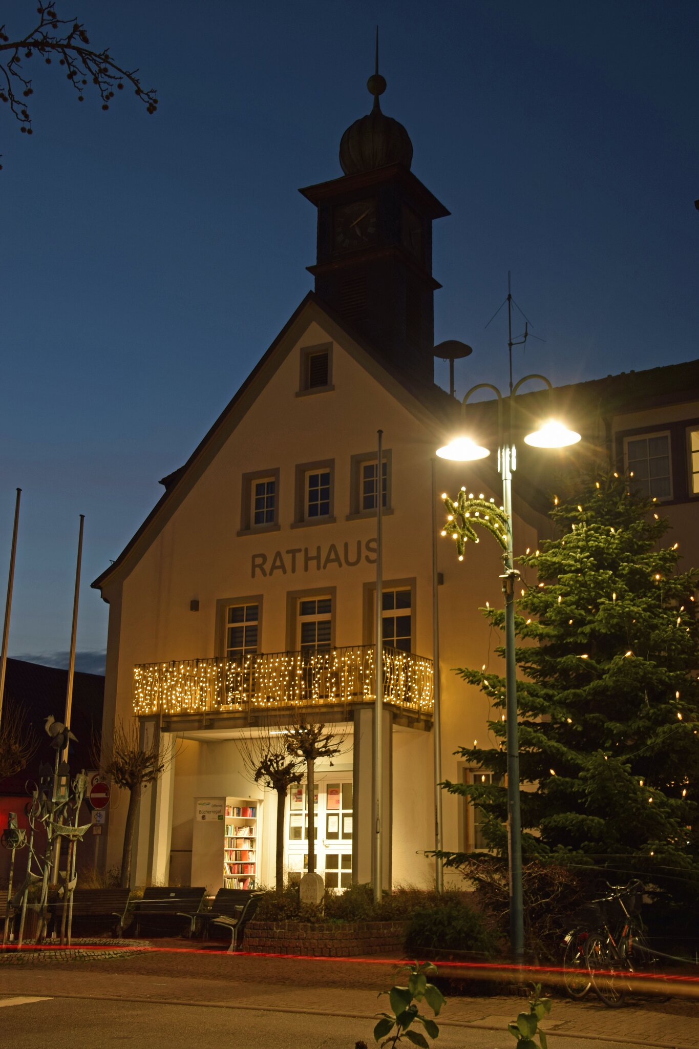Rathaus Ilvesheim im Advent